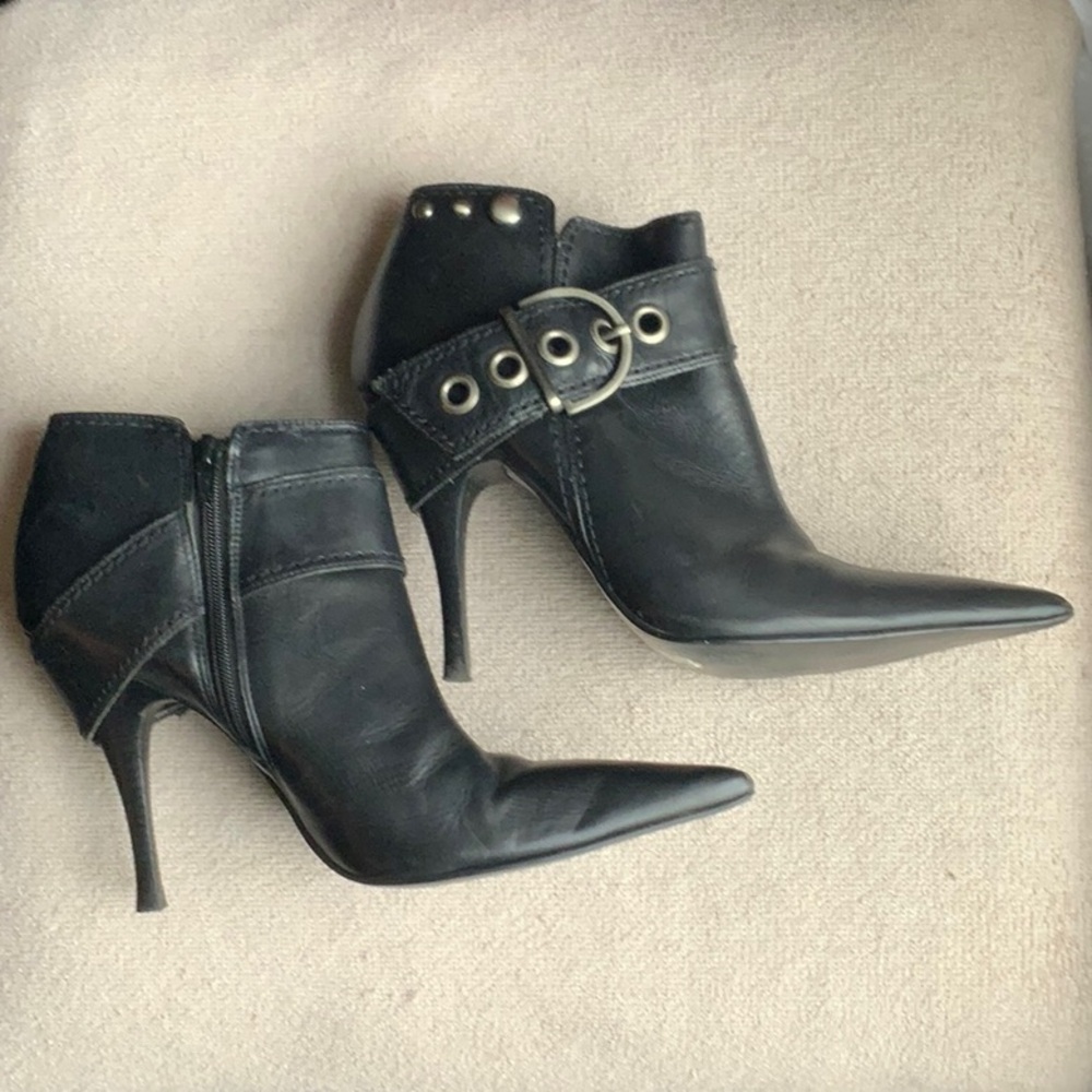 Carlos Santana Stiletto Black Leather Ankle Boots Sz 9.5M